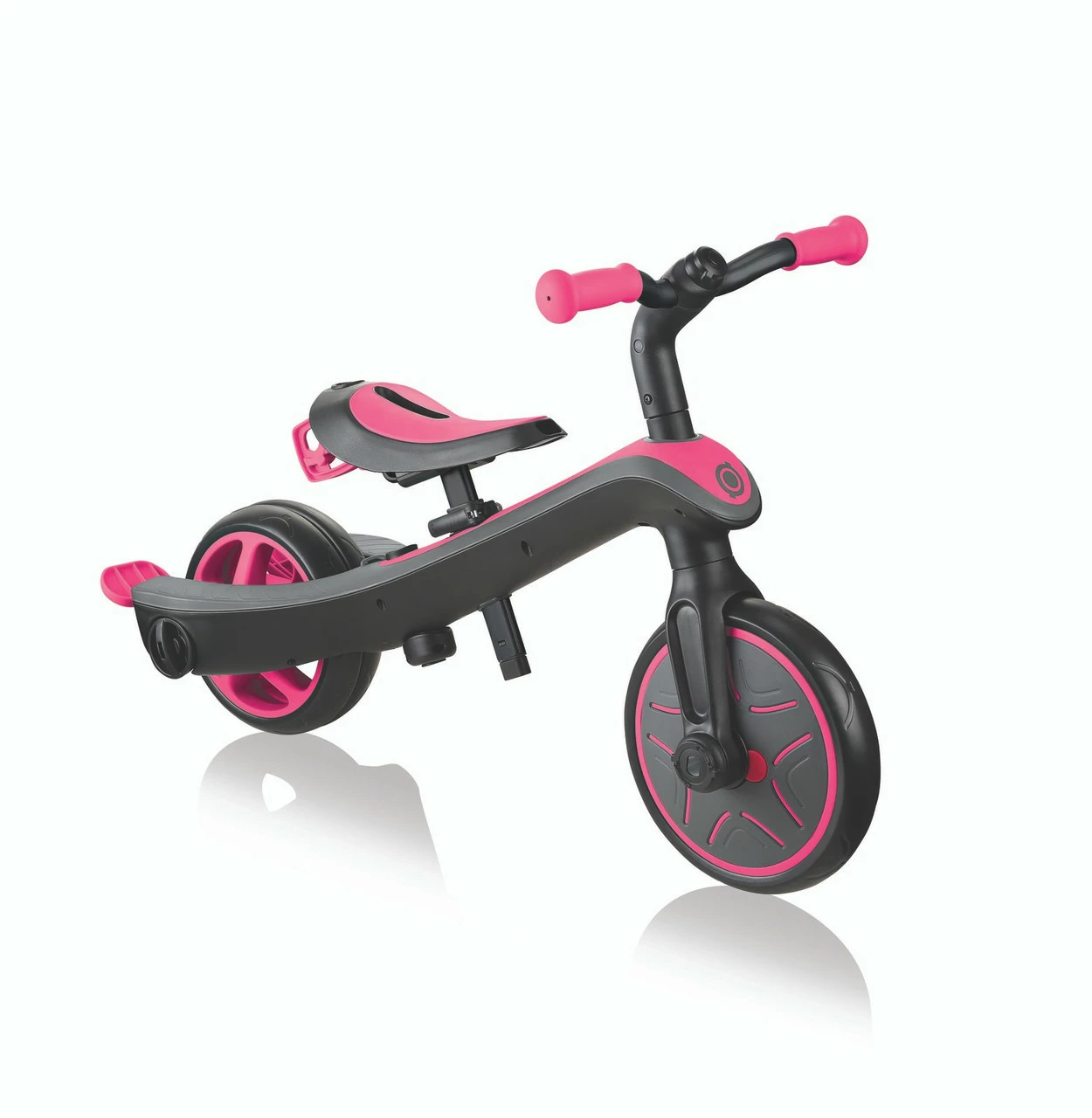 Globber Explorer Trike 4 In 1 - Fuchsia Pink 6 Globber Explorer Trike 4 In 1 - Fuchsia Pink - Image 4