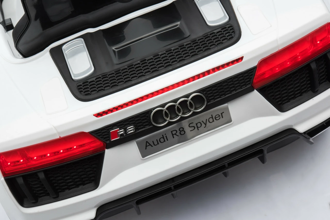Audi R8 Spyder - Ride On Car 14 Audi R8 Spyder - Ride On Car - Image 12