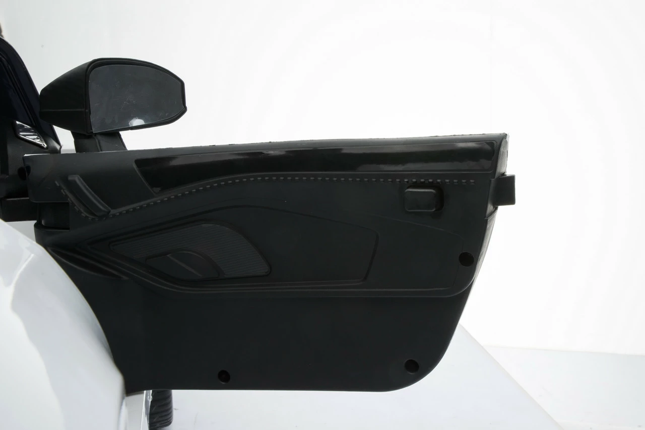 Audi R8 Spyder - Ride On Car 10 Audi R8 Spyder - Ride On Car - Image 8