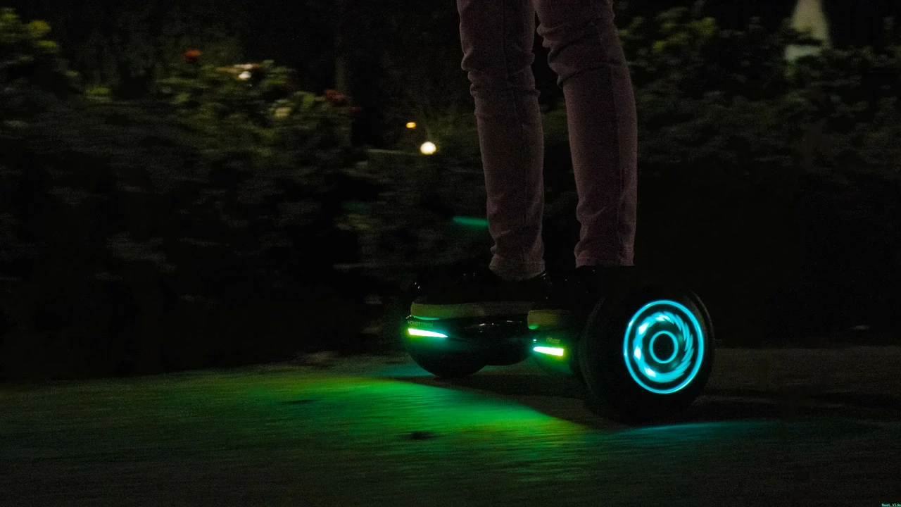 Razor Hovertrax Prizma - Black 26 Razor Hovertrax Prizma - Black - Image 24